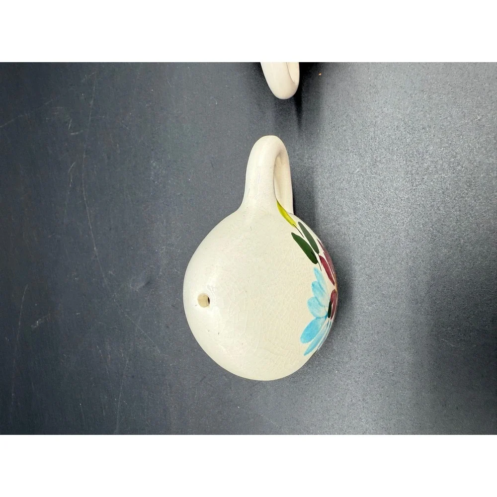 Aynsley Floral‎ Salt Pepper Shakers Made in England Vintage Cottagecore Kitchen